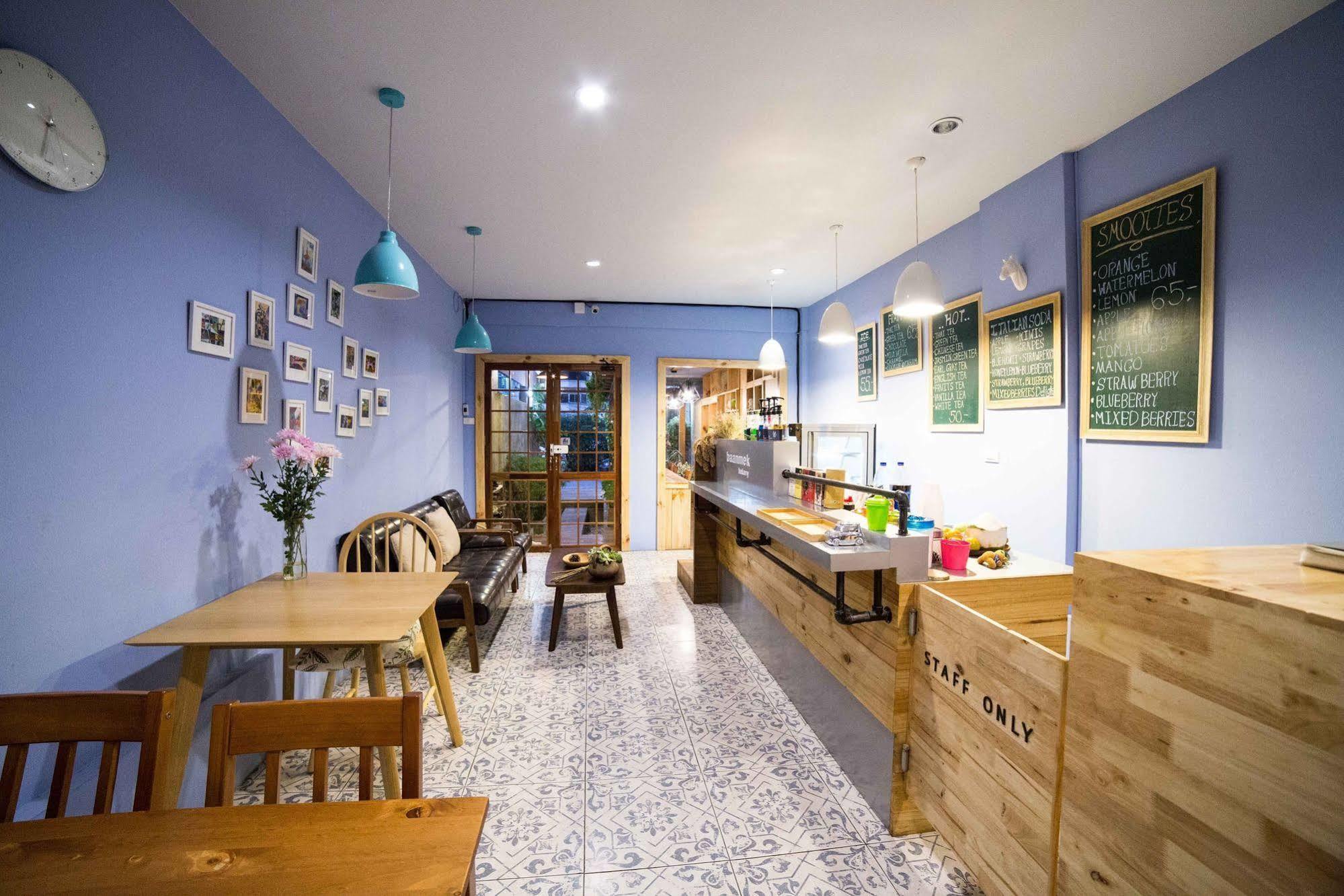 Baan Mek Hostel Chiang Mai Dış mekan fotoğraf