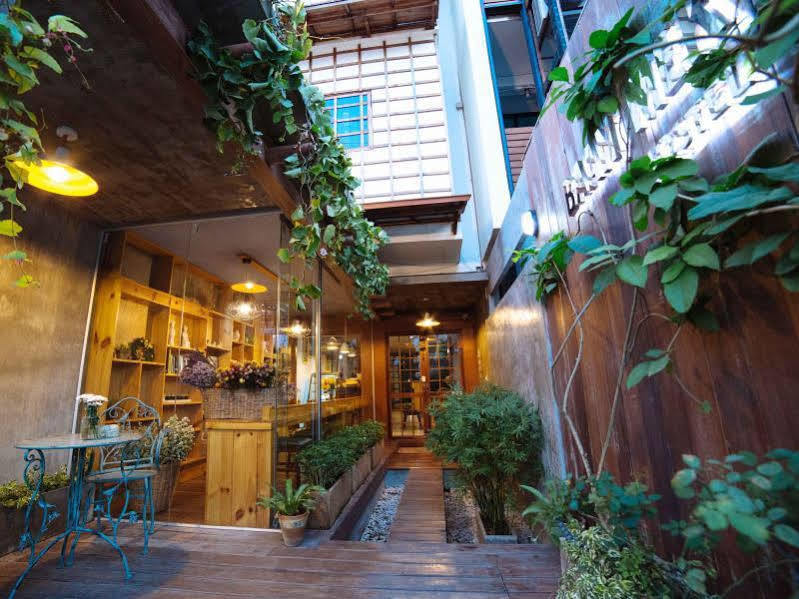 Baan Mek Hostel Chiang Mai Dış mekan fotoğraf