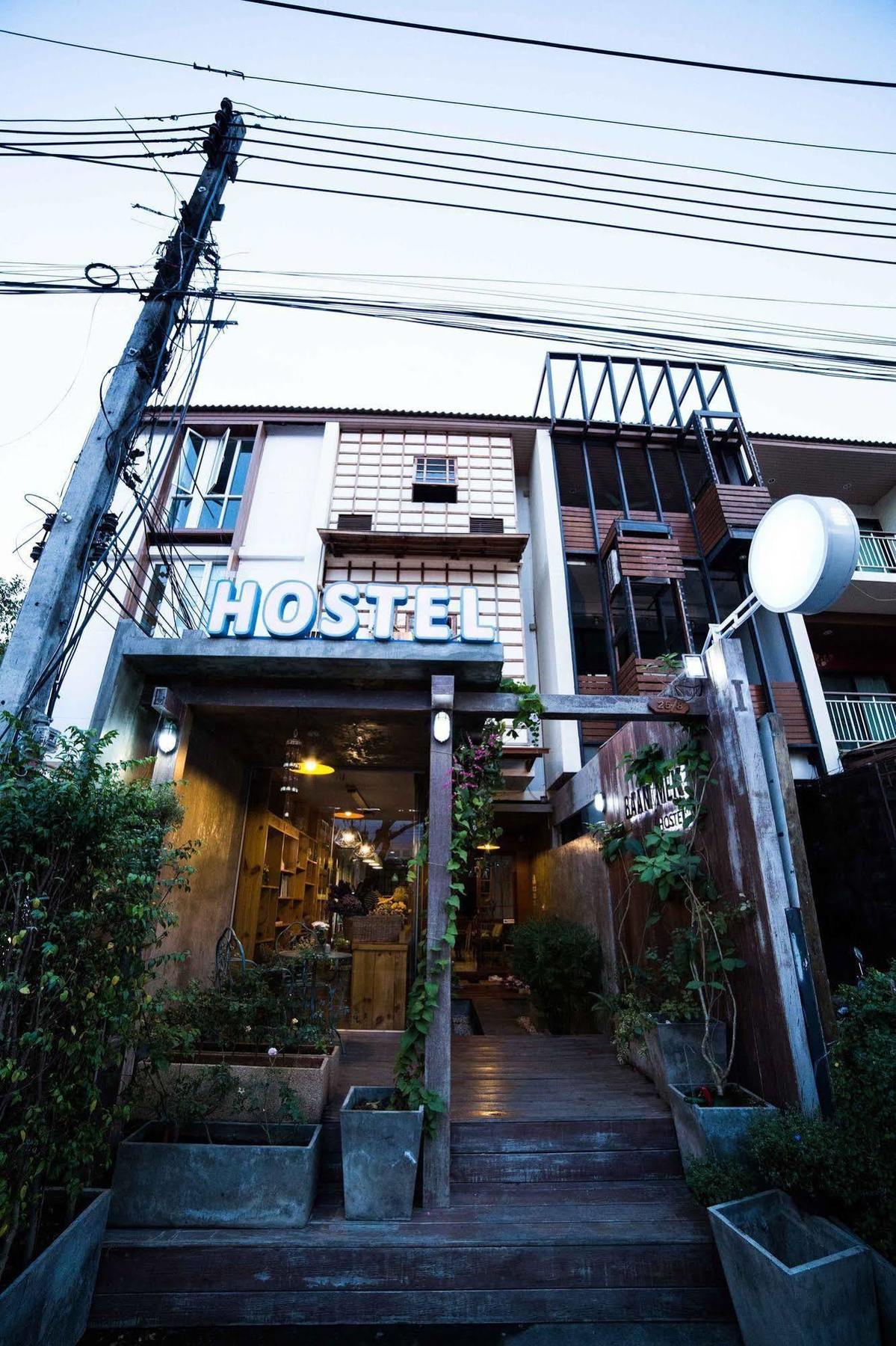 Baan Mek Hostel Chiang Mai Dış mekan fotoğraf