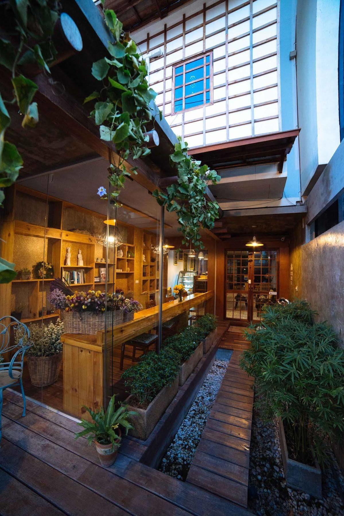Baan Mek Hostel Chiang Mai Dış mekan fotoğraf